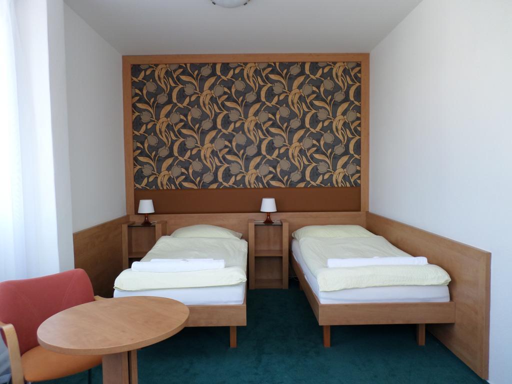 Hotel Steiger Krnov Bagian luar foto