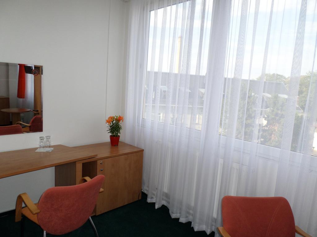 Hotel Steiger Krnov Bagian luar foto