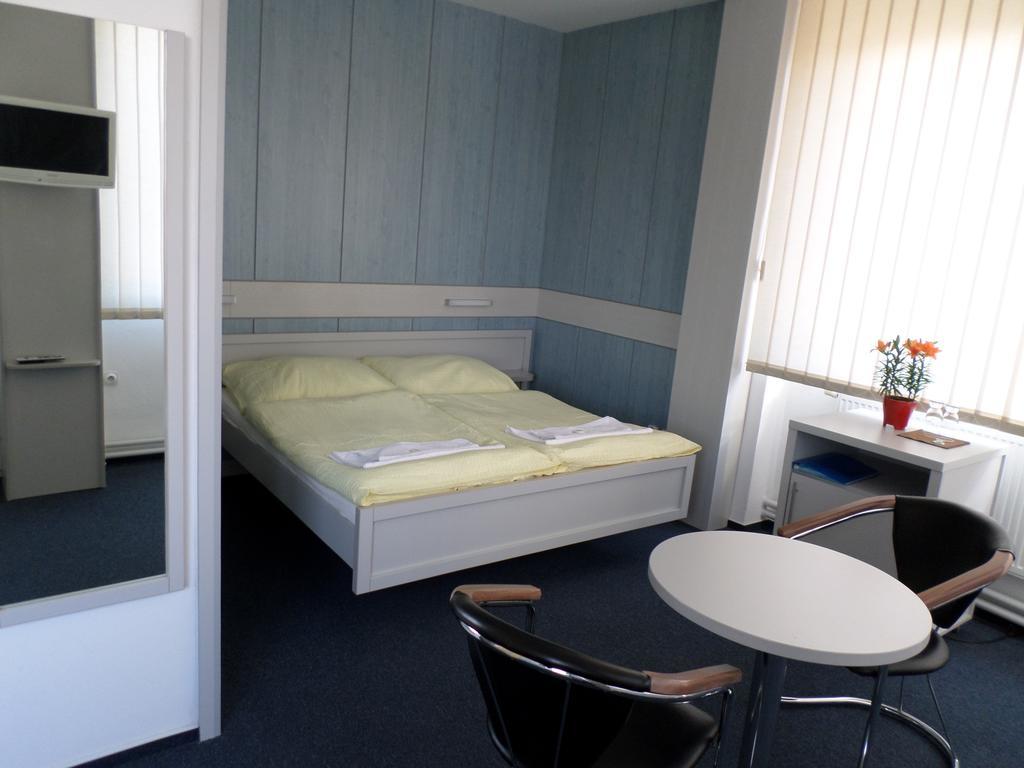 Hotel Steiger Krnov Bagian luar foto