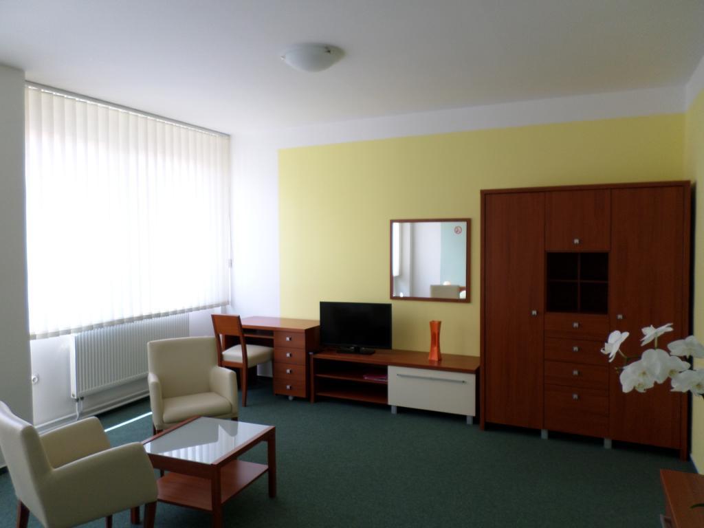 Hotel Steiger Krnov Bagian luar foto