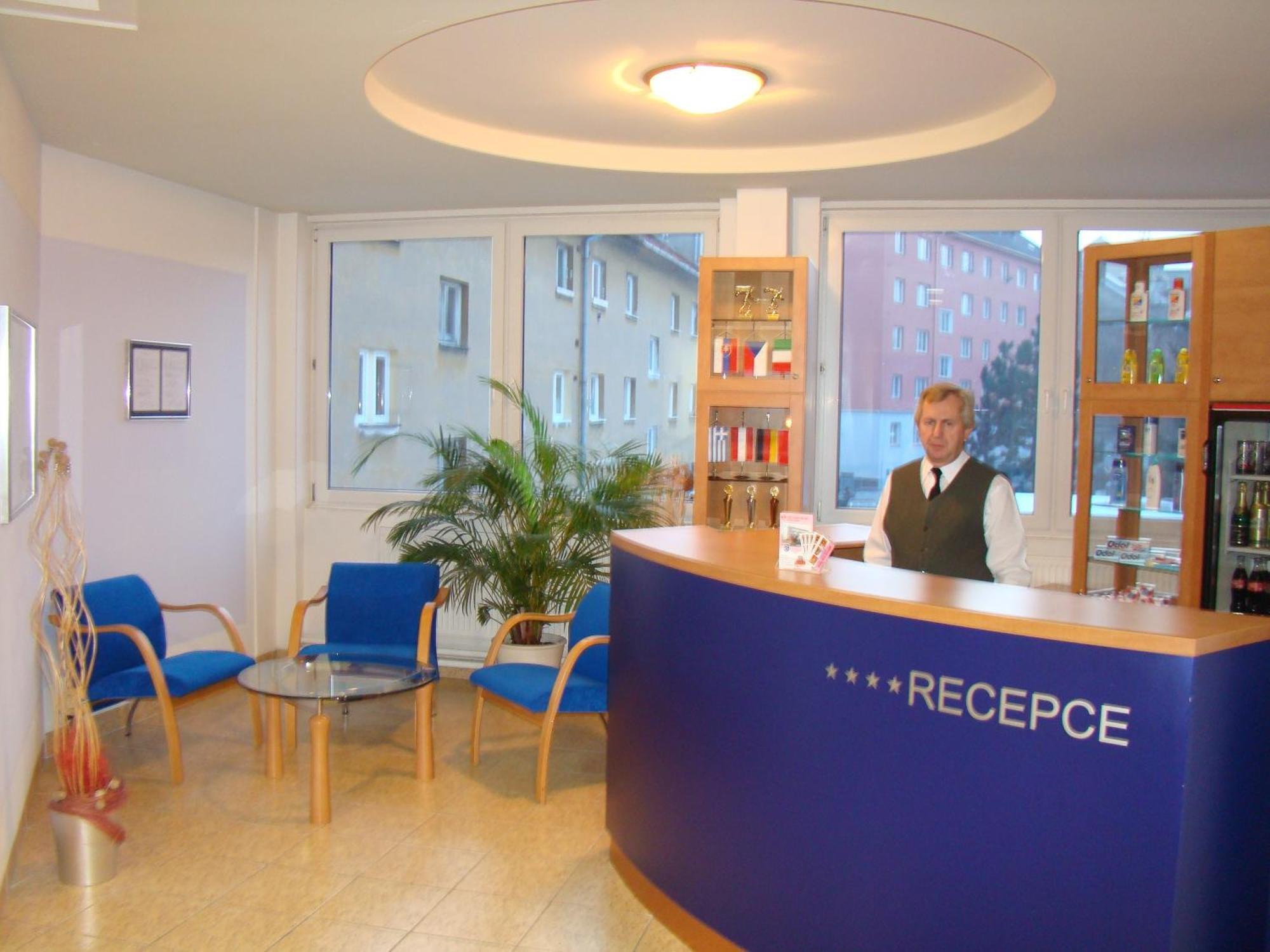 Hotel Steiger Krnov Bagian luar foto