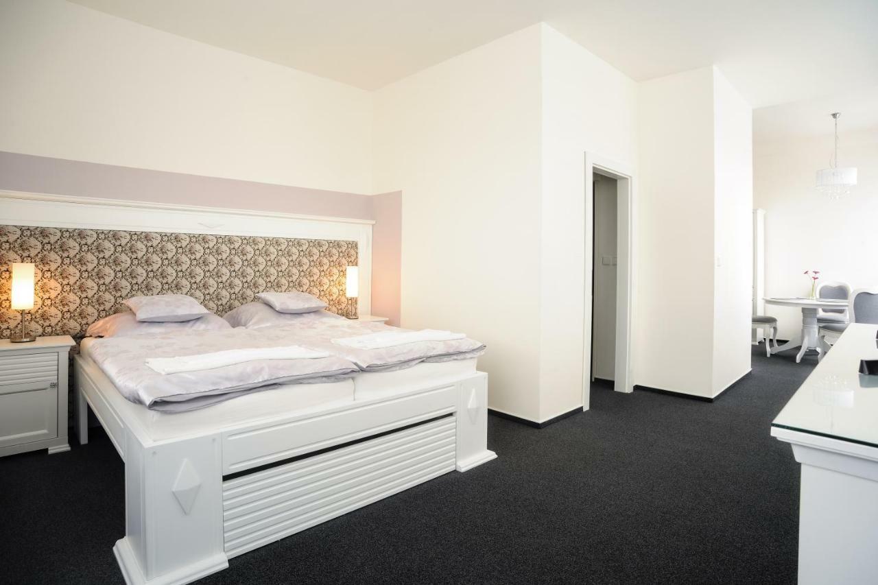 Hotel Steiger Krnov Bagian luar foto