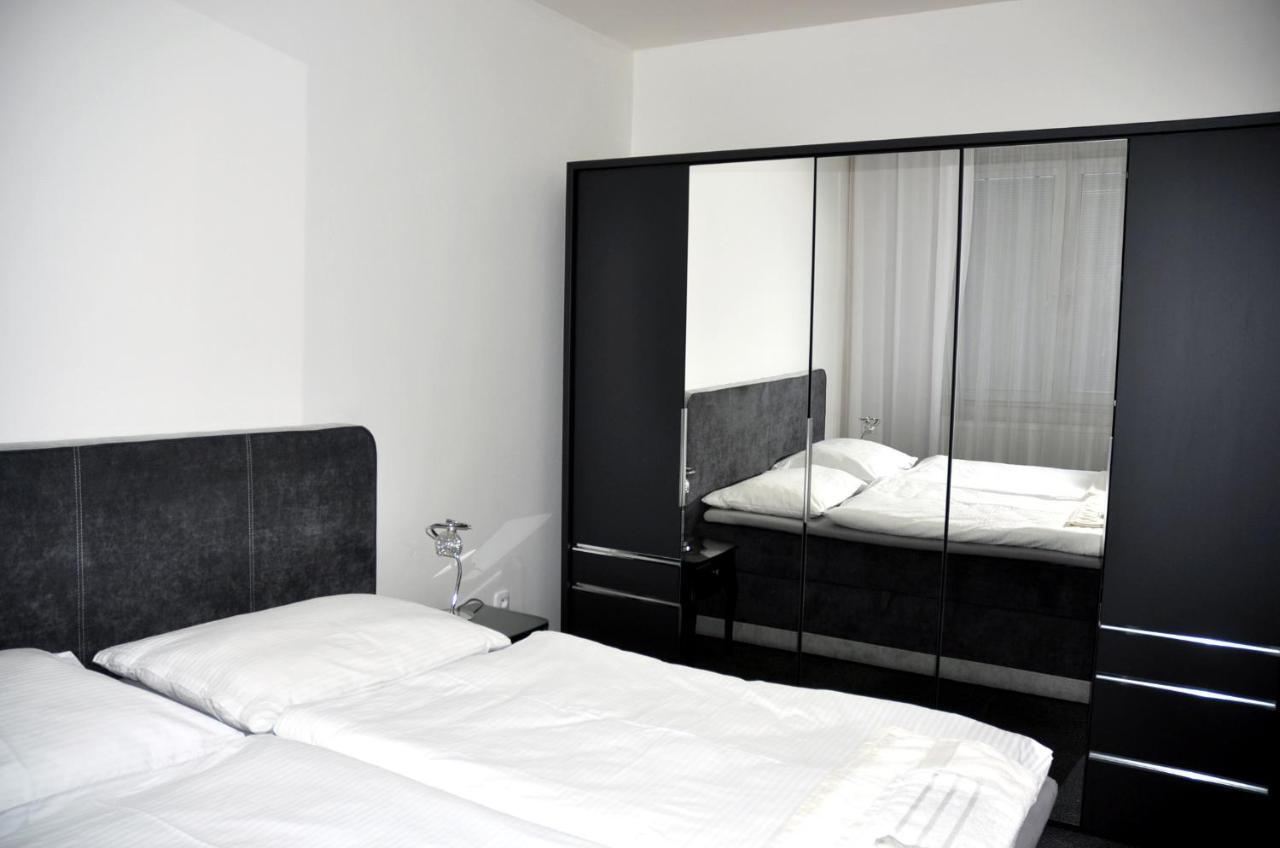 Hotel Steiger Krnov Bagian luar foto