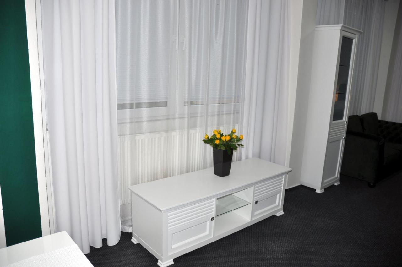 Hotel Steiger Krnov Bagian luar foto